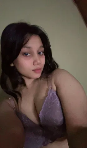 Gorgeous Lucknow Call Girl